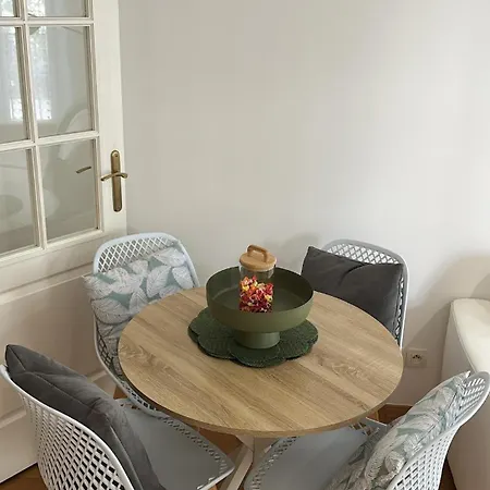 A Proximite De Parking Inclus Apartment
